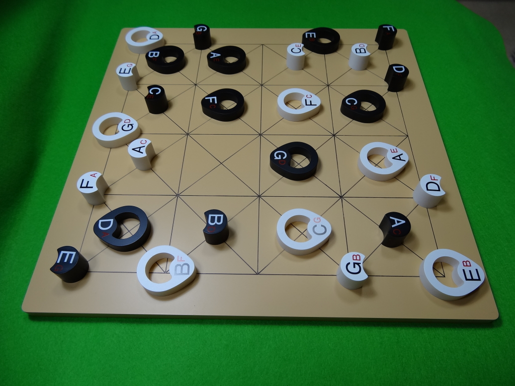 頭脳ゲーム&ボードゲーム「ユニオンマスター」の配置例